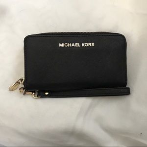 Michael Kors wristlet wallet